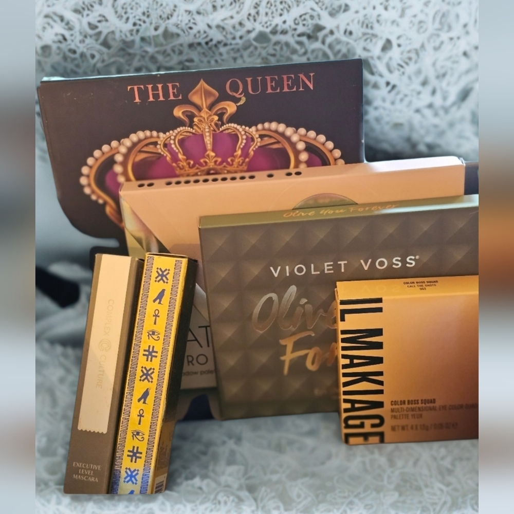 Make up bundle